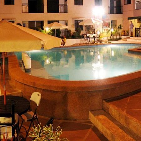 Lancaster Hotel Cebu Lapu-Lapu City Exterior foto