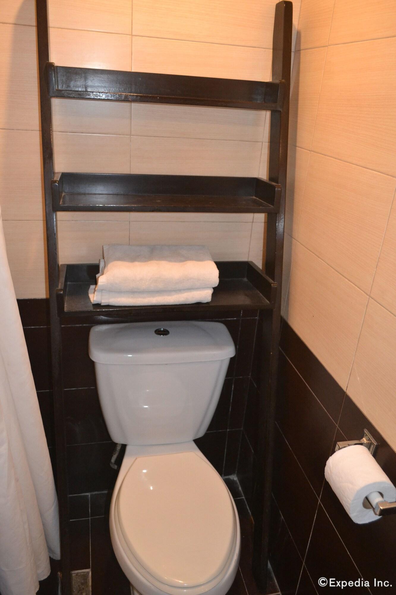 Lancaster Hotel Cebu Lapu-Lapu City Exterior foto