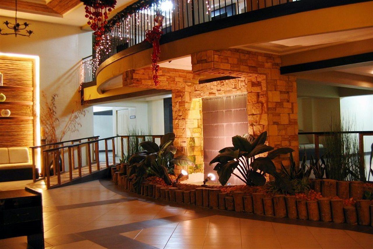 Lancaster Hotel Cebu Lapu-Lapu City Exterior foto