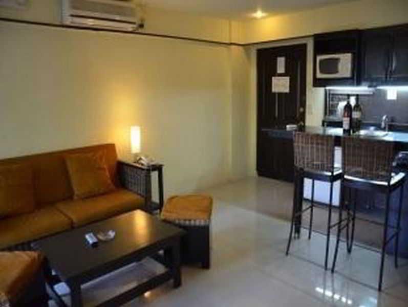 Lancaster Hotel Cebu Lapu-Lapu City Exterior foto