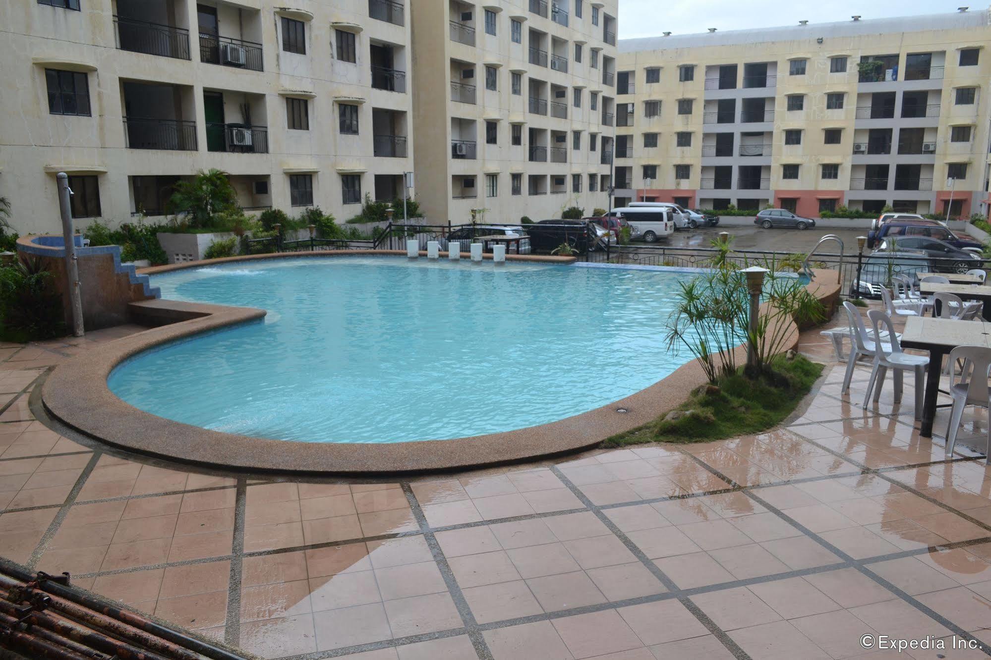 Lancaster Hotel Cebu Lapu-Lapu City Exterior foto